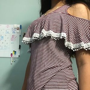 striped cold-shoulder top w/ lace